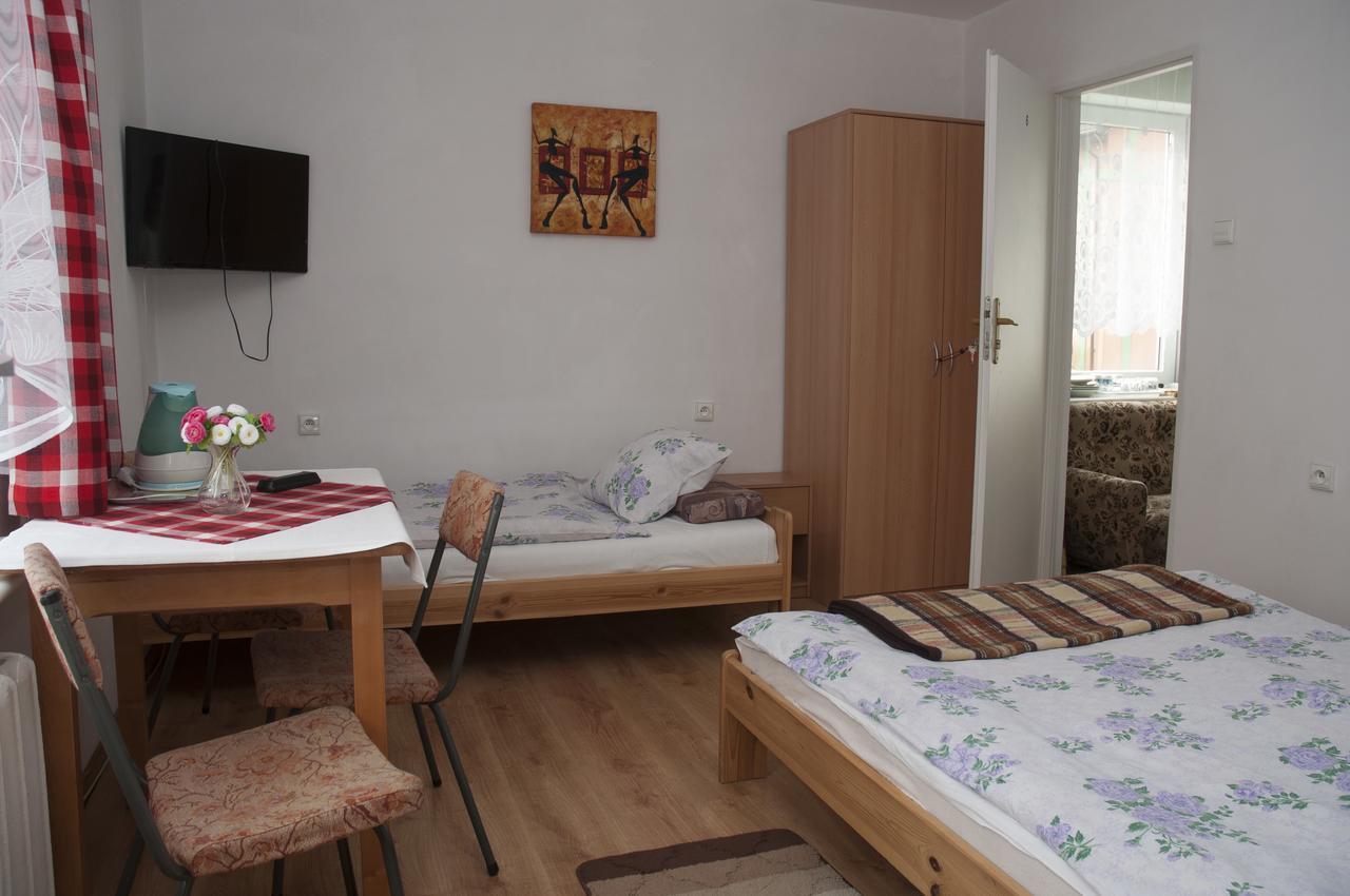 Apartament I Pokoje Aura Dom Wczasowy Darlowko Buitenkant foto